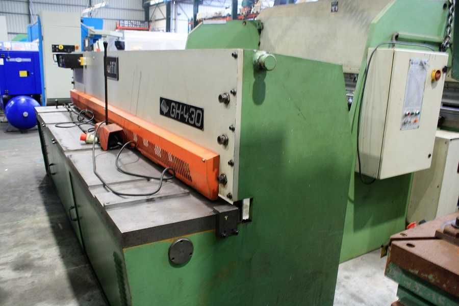 Mavipal | Guilhotina Hidráulica Guifil GH-430