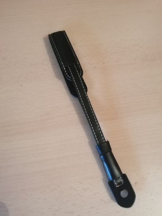 Hand Strap/ Alça de mão para máquinas digitais