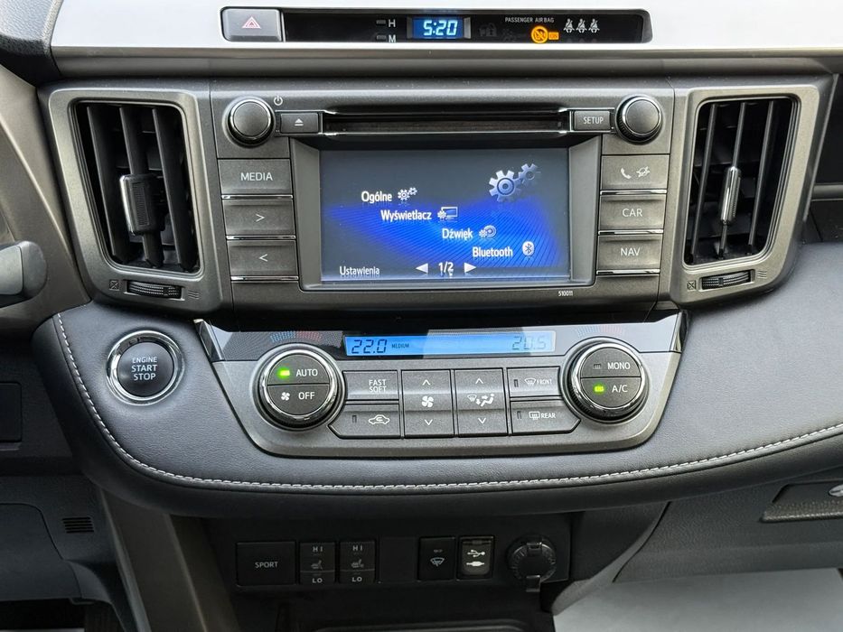 Toyota RAV4 AWD, podgrzewane fotele,  salon Polska, 82 tys km, serwis ASO