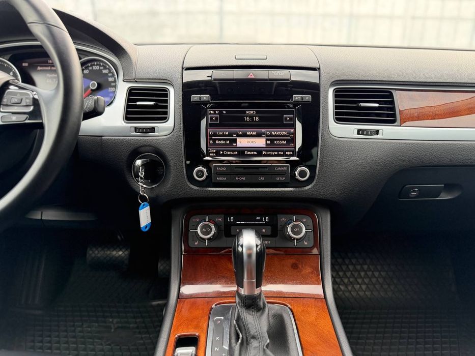 Volkswagen Touareg 2014 VIN WVGZZZ7PZED038559 фото оголошення 14 з 24