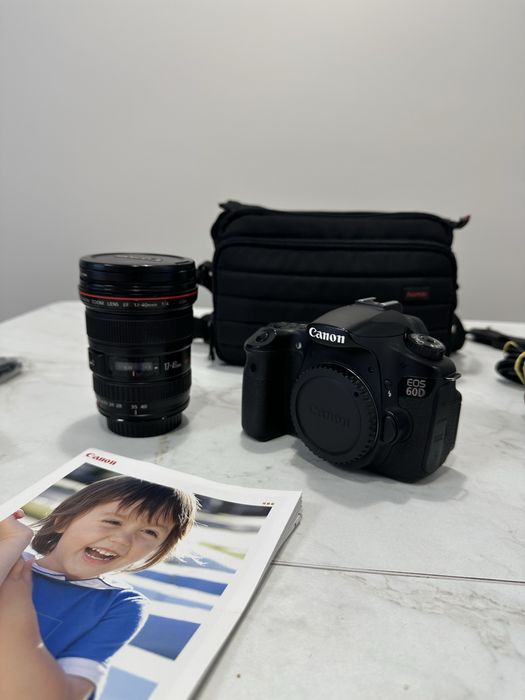 Cenon EOS 60D+Cenon Lens EF 17-40mm 1:4 L USM