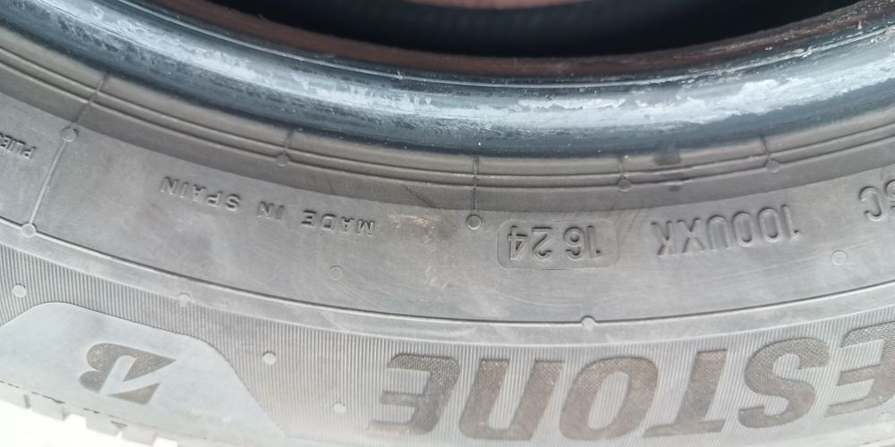 Opony zimowe Bridgestone Blizzak 235/55/18 rocznik 2024