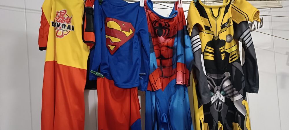 Карнавальный костюм Человек паук ,Бакуган ,Супер мен , Бамбелби,