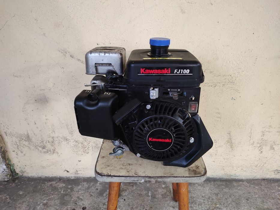 Silnik Kawasaki fj100d poziomy wał 16mm Oryginalny