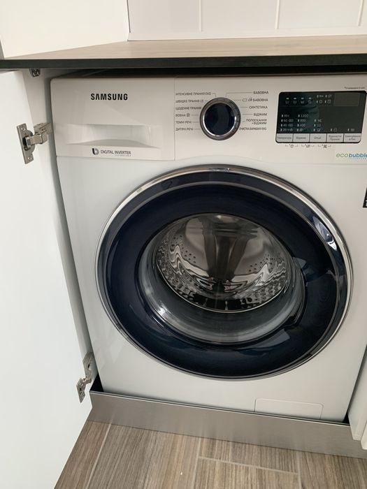 Продам однокімнатну  Смілянська 15 Соломʼянський рай.
