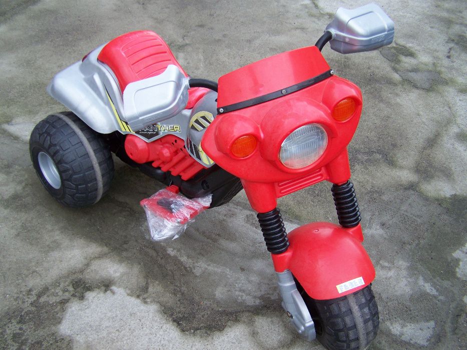 Quad / motor na akumulator FEBER