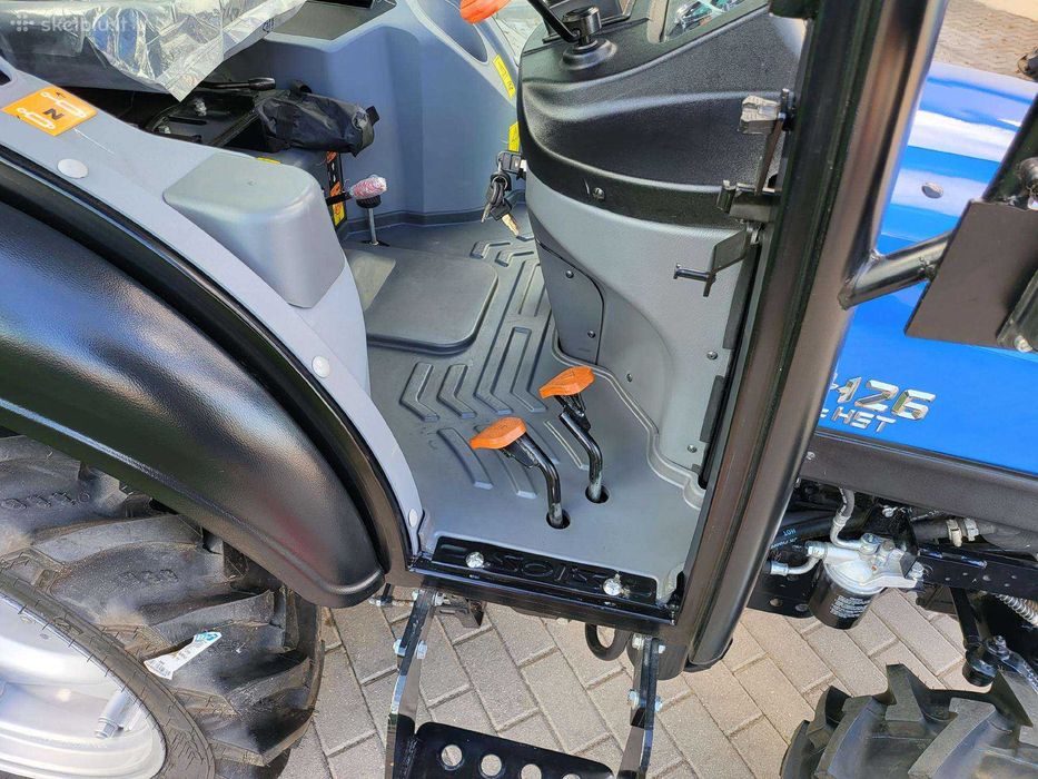 Ciągnik mini Solis S 26 4wd - HST - KABINA -  Idealny do odśnieżania