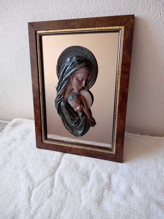 Quadro "Virgem com o Menino ao colo"