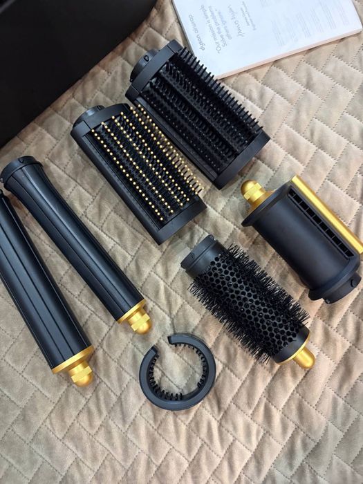 dyson airwrap gold