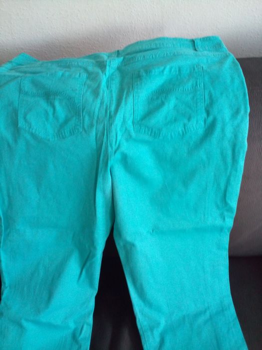 Bermudas em tons azuis