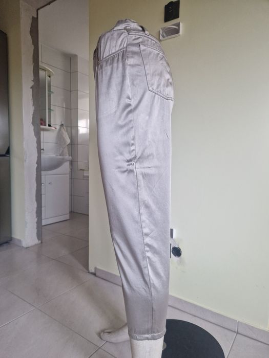 Spodnie atłasowe błyszczące