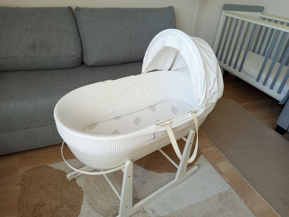 Kosz Mojżesza z firmy Shnuggle