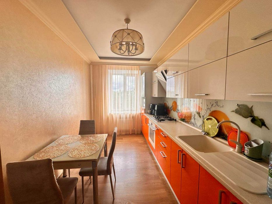Продам 3 кімнатну квартиру
