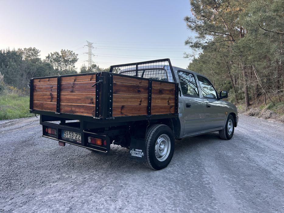 Toyota hilux 2.4 d4d
