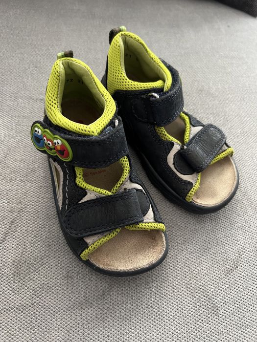 Buty/sandały rozmiar 21. Stan bardzo dobry.