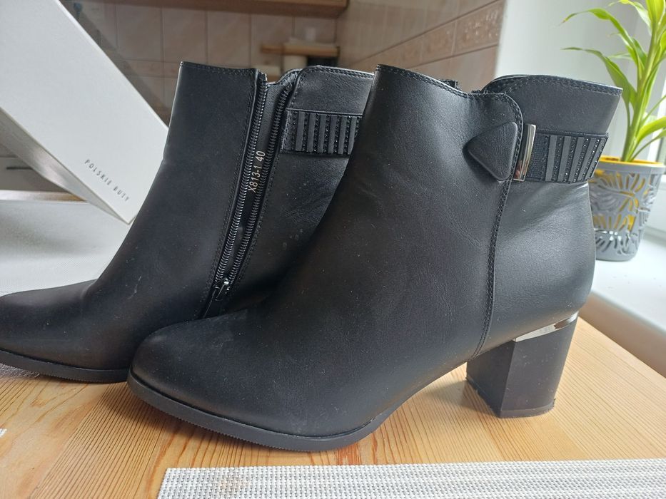 Buty damskie, botki, rozm.40, czarne