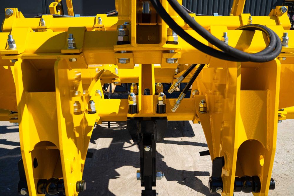 Глибокорозпушувач GENERAL 2 м