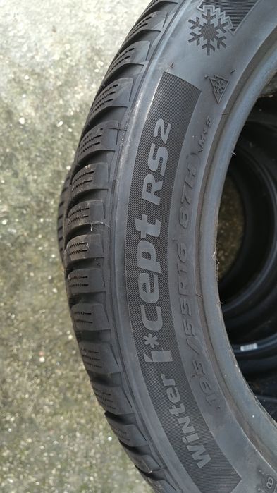 Pneus novos hankook 195 55 R16