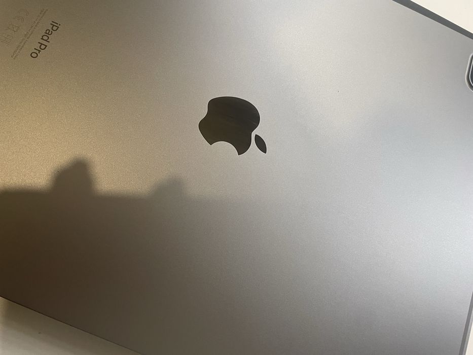 Ipad pro 12.9 (6 geração) + teclado + apple pencil