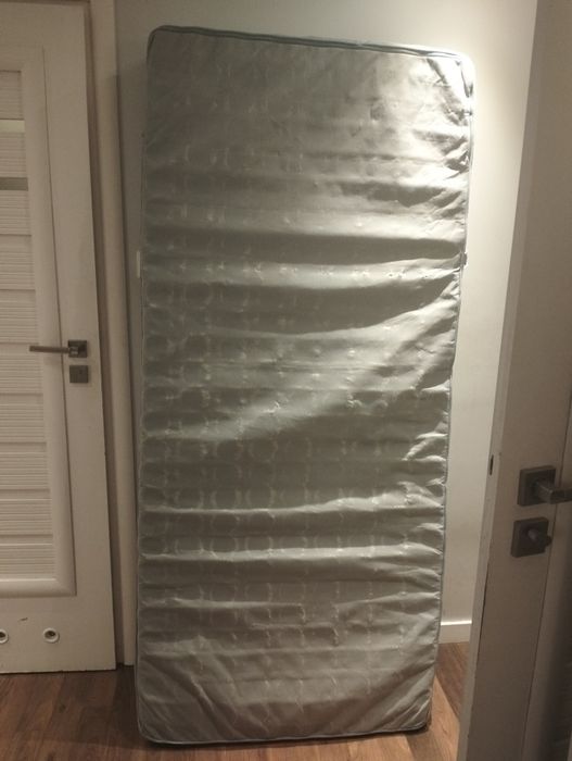 Oddam za darmo materac sprężynowy Ikea 90x200