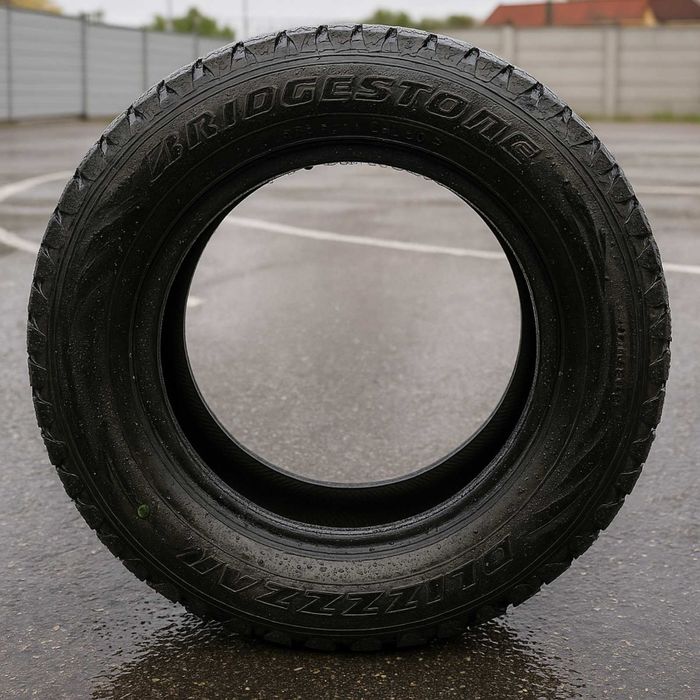Зимова шина 245/55/ r19 bridgestone studless