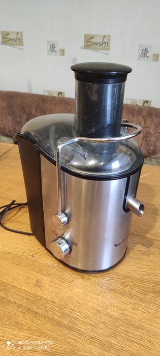 Соковыжималка Moulinex