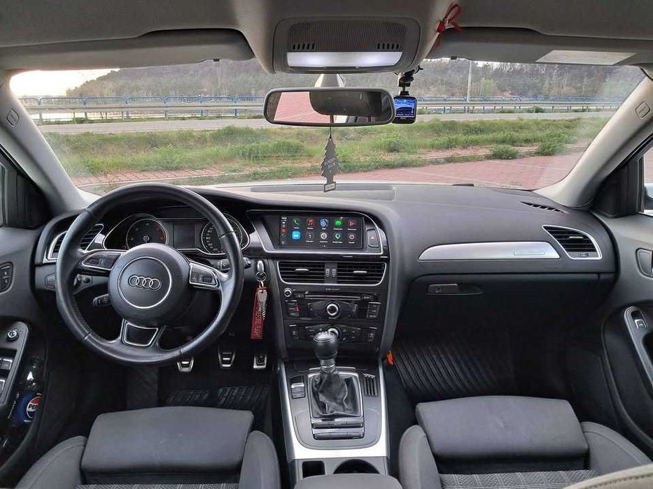 Audi a4b8 Avant Quattro s-Line 2.0TDI 150km
