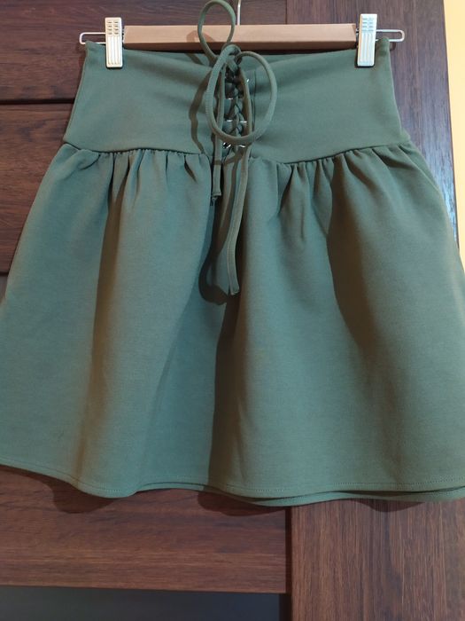 Spódniczka dziewczęca khaki rozmiar XS