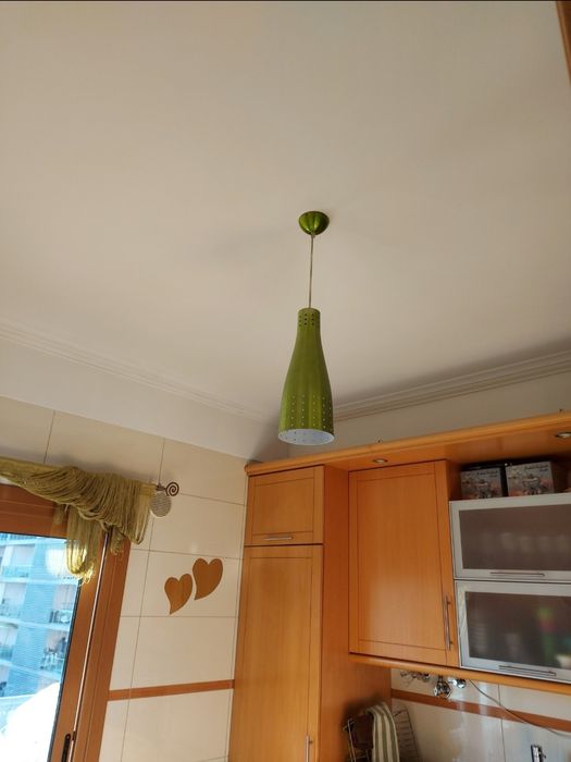 Candeeiro de teto verde