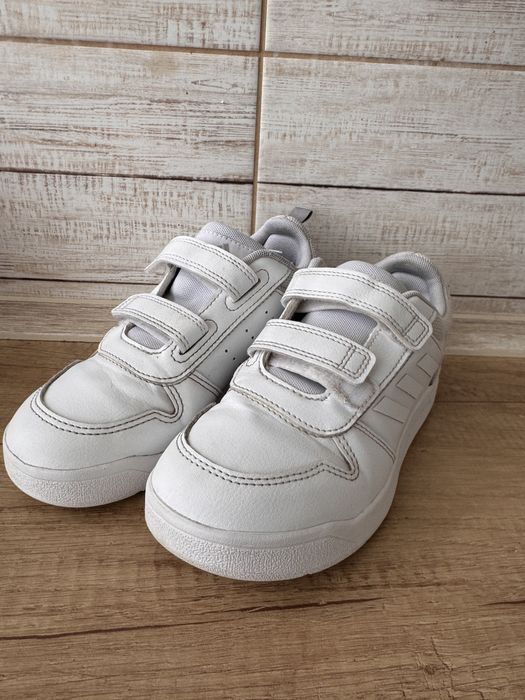 Білі кросівки Adidas дитячі fr 32 us 1