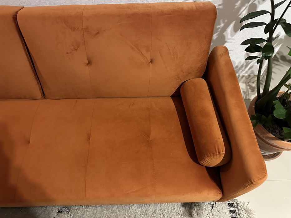 Sofá Cama em Veludo Cor de Laranja
