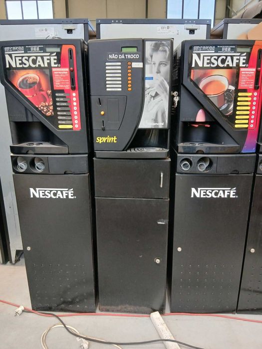 Máquinas de venda automática- café e snacks - vending