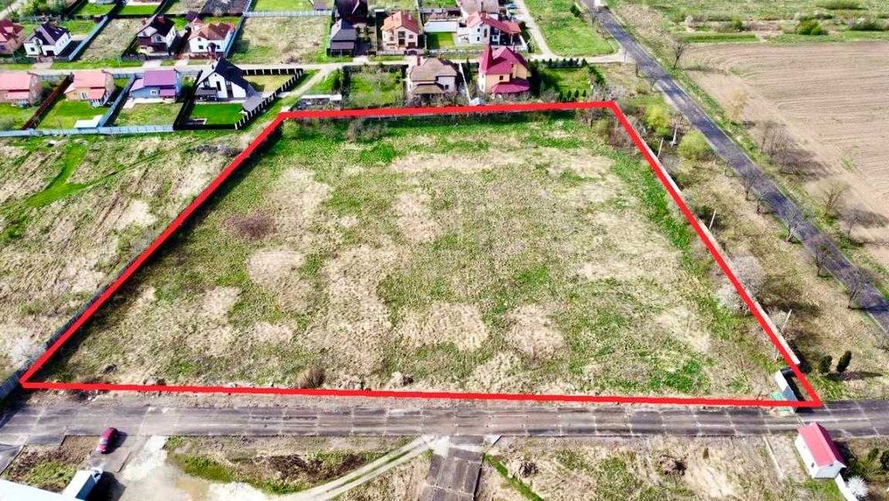 Продаж земельної ділянки 1,3 га в м. Стрий