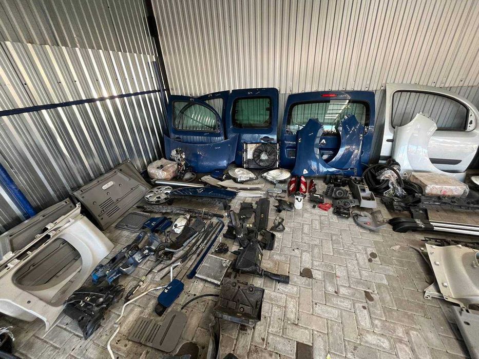 Двері задні двері передній Renault Kangoo 2 Дверка права Дверка ліва Рено Канго 2 (2008-2021)