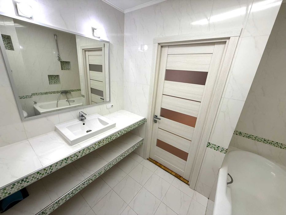 ‼️Центр‼️ 3 кімнатна квартира-студія, 87 м², топова локація