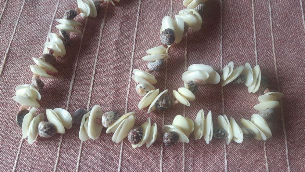 Colares de Cochas e Búzios antigos La Toja