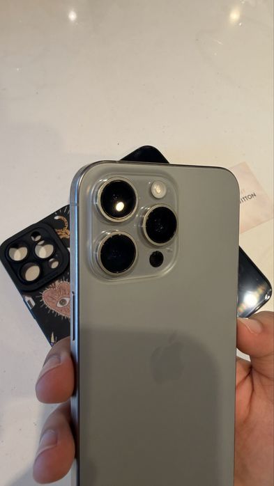 Iphone 16 pro max e Iphone 15 pro max IMACULADOS