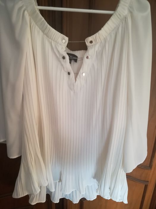 Calça da Rossodisera+Blusa branca