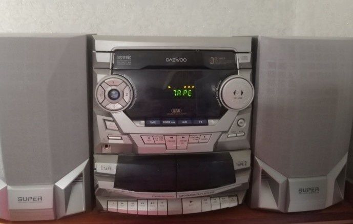музичний центр DaewooXM-111E