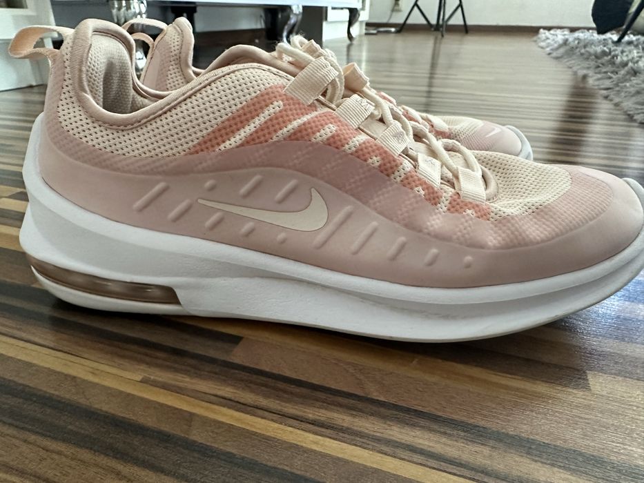 Nike Axis buty sportowe damskie adidasy rózowe 40,5 26 cm super stan
