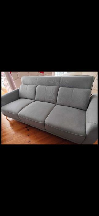 Vendo conjunto  de sofas so com 3 meses de uso