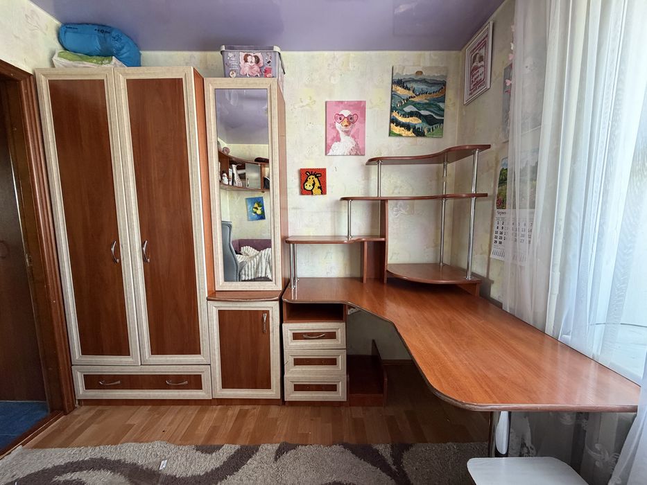 Стінка в спальню