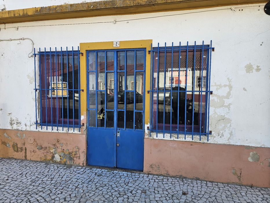Alugo espaço para café
