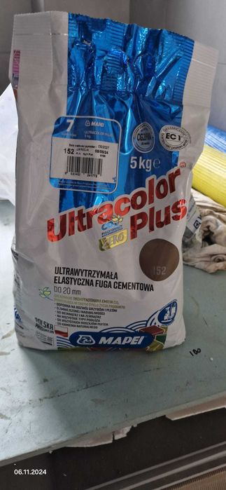 Fuga cementowa MAPEI Ultracolor Plus 5kg - kolor 152 lukrecja