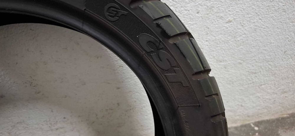 Par de Pneus Scotter