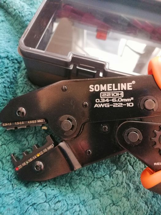 zaciskarka do końcówek konektorowych marki Someline, model 2210H nowe