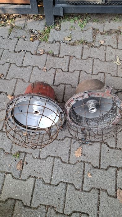 Stare lampy przemysłowe