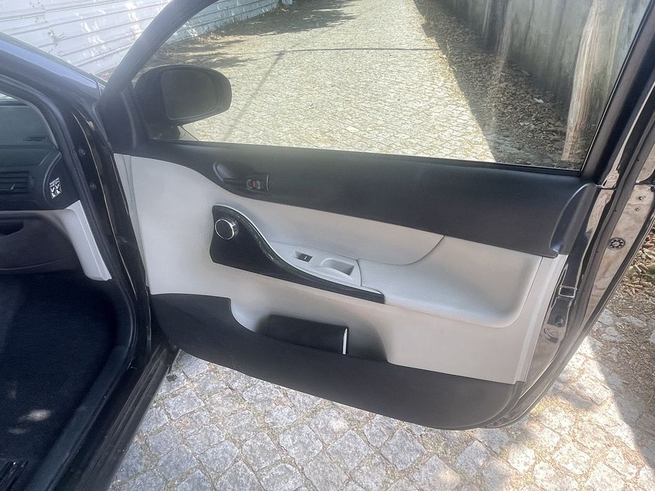 Toyota iQ — fotografia 8