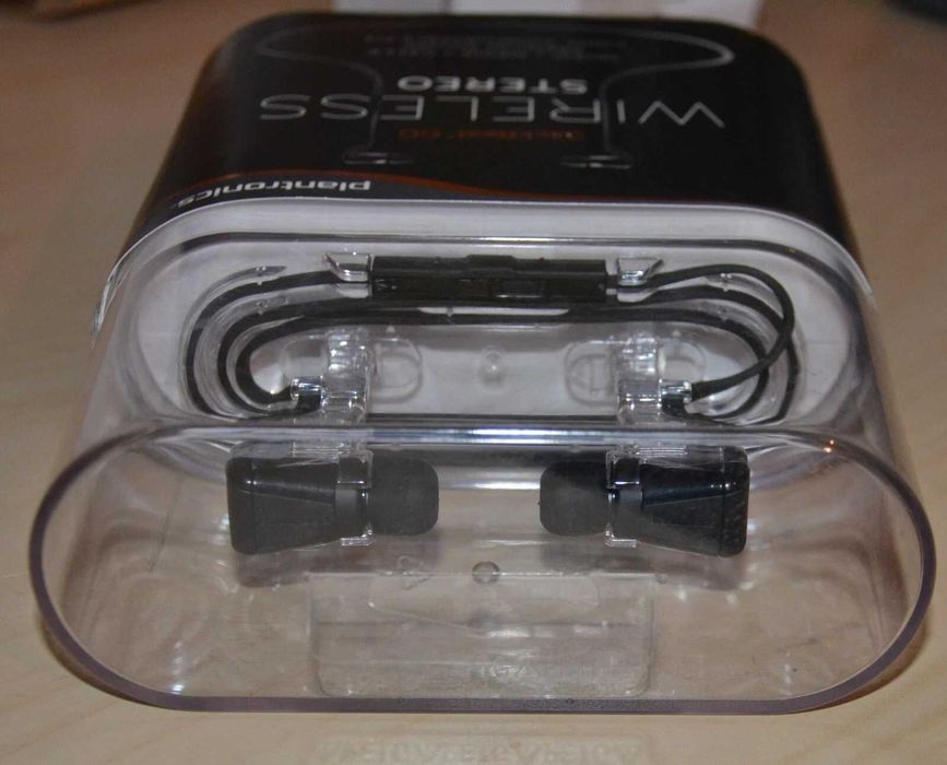 навушникі блютуз Plantronics BackBeat Go Wireless Earphones