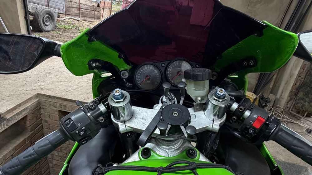 Kawasaki ZX-6R, 2000 рік В хорошому стані
